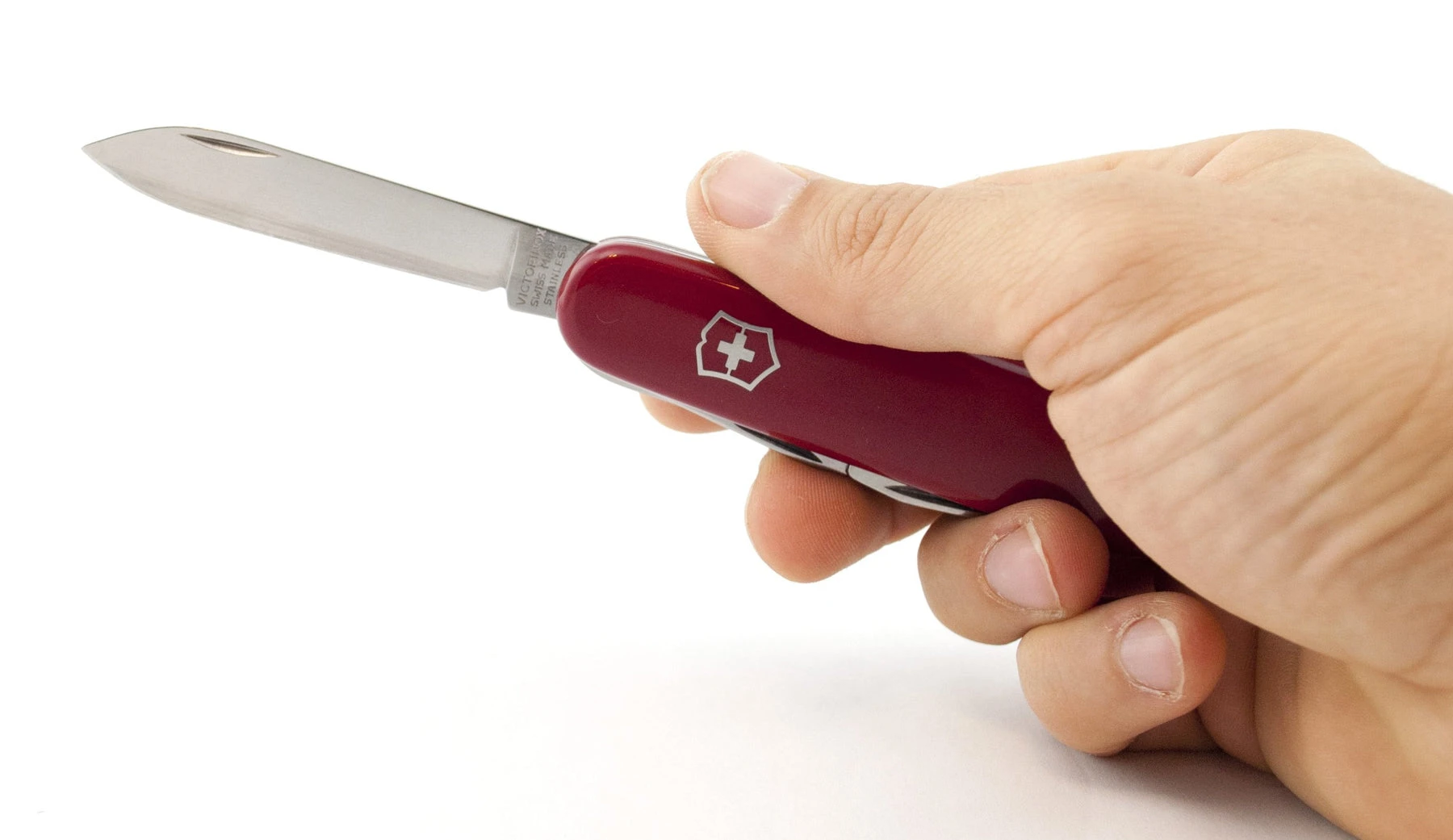 Victorinox Camper Swiss Army Knife (Red) 4 Victorinox Camper Swiss Army Knife (Red) - Image 4